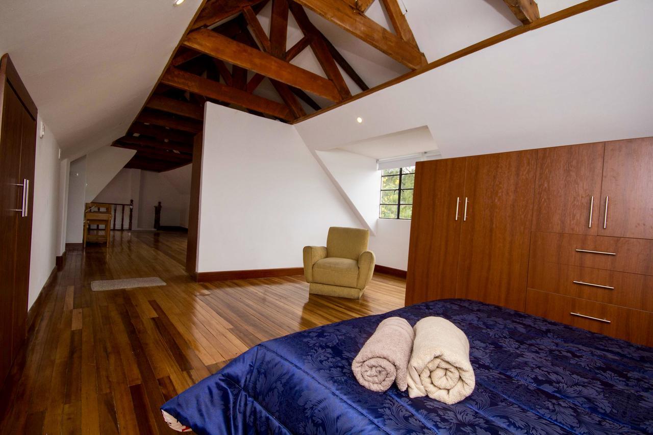House For Groups - The Hostel Project โบโกตา ภายนอก รูปภาพ