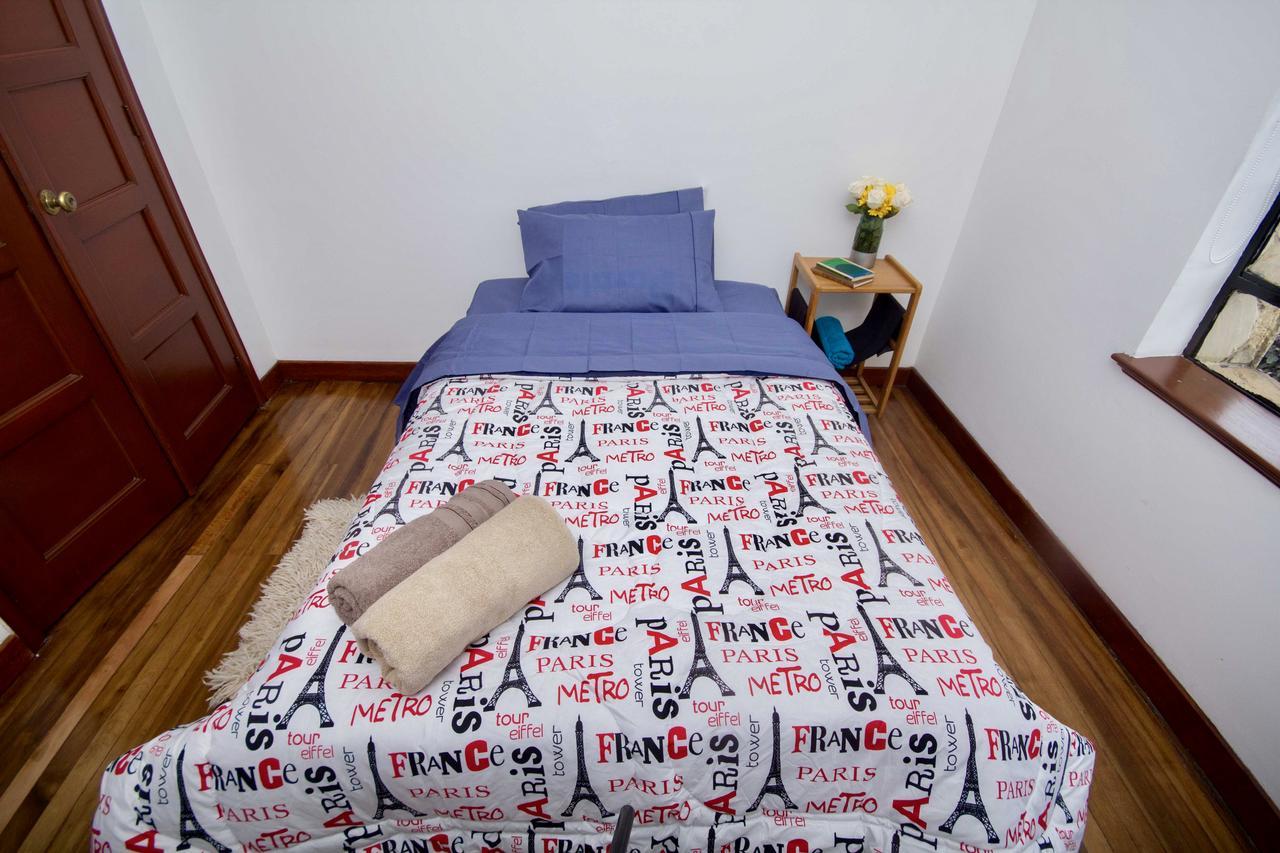 House For Groups - The Hostel Project โบโกตา ภายนอก รูปภาพ